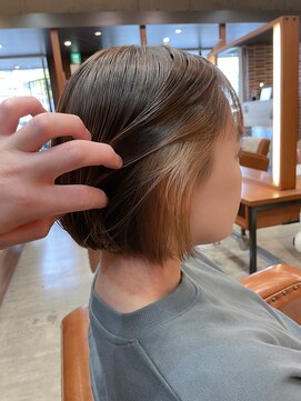 フロー(Flow) ミニボブ×ペールベージュ【神戸/元町/三宮】