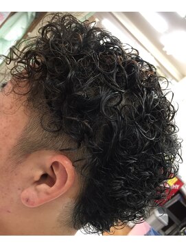 カットワン 竹の塚店(Cut-one) ツーブロックパーマ