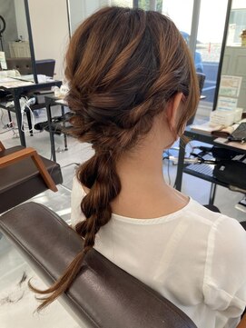 フォルテ 島田店 編みおろしヘアアレンジ