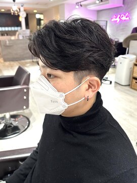 ラッキーヘア 加古川(Lucky Hair) パーマで韓国風メンズハンサムショート×センターパート【シン】