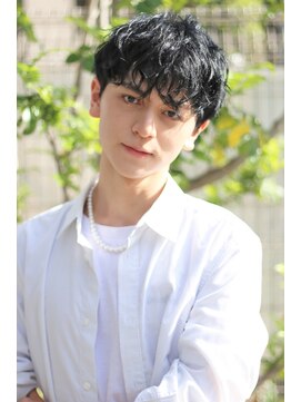 ノイセル 西本町(Noisyle) 王道☆ソフトツイストスパイラルナチュラルマッシュ