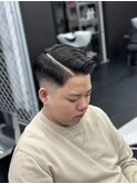 サイドパートスタイル