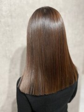 スリー(THREE) 髪質改善トリートメント  縮毛矯正　髪質改善ストレート　酸性