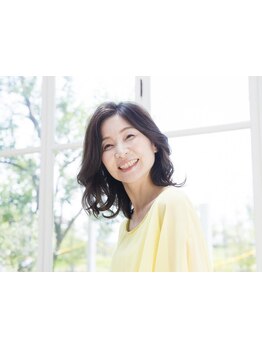 オーガニック認証『ヴィラロドラ』定期的なメンテナンスが必要な白髪染めだからこそ髪と地肌に優しく♪