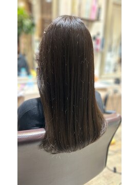 ヘアーズファイン(hair's fine) ◎オリーブグレーロング×暗髪レイヤー〇ブリーチなし