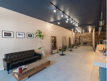 バーチ(BIRCH)の写真/夫婦２人で営業のゆったりした雰囲気のサロン＊非日常な癒しの空間で、極上のサロンタイムを満喫♪