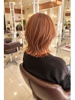 レイフィールド 滝の水店&nbsp;30代、40代ミディアムレイヤー簡単外ハネスタイル