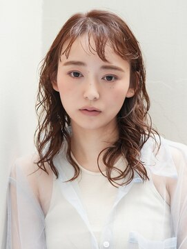 ピークアブー 銀座並木通り(PEEK-A-BOO) 大人可愛いナチュラルウェーブミディ