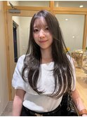 透け感グレージュ × 韓国レイヤー
