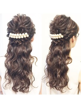 アクター(actor) 波巻きハーフアップ