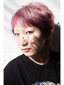 にしはら 美容室 【倉地雄介】10代20代の個性派女子必見♪ピンクアッシュウルフ
