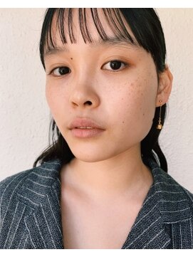 ナヌーク シブヤ(nanuk shibuya) 【moe】ダークカラーにタイトな前髪