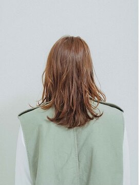 イコール バイ プロデュース 町田駅前店(equal by Produce) フェミニンレイヤーミディ