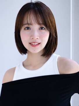 エインアンリー 表参道(AIN.ANLY.) ぱっつん前髪シンプルストレートミニボブフェイスレイヤーデジパ