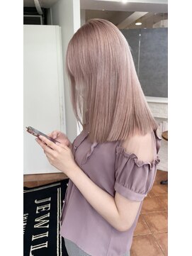 ジュイル シブヤ(JEWIL SHIBUYA) 大学生に人気なピンクベージュカラー