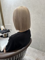 ロンド レア 天神大名店(Lond Le’a) ピンクカラー/暖色カラー/レイヤーカット/韓国ヘア/顔周りカット