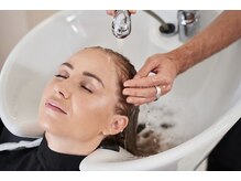 ラポールヘアーカラー 長野駅前店(Rapport Hair COLORS)の雰囲気（お手軽ヘッドスパでリラックス効果と頭皮ケア）