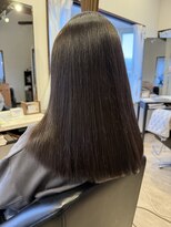 コア フィール ア デイ(COIFFURE A DAY) 新規お得クーポンあり【見附 今町】黒髪ストレート