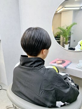 【女性刈り上げマッシュ】