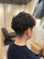 ミコ 珈琲と髪&nbsp;2ブロックマッシュショートパーマ