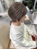 レヴリー(reverie) 白髪ぼかしショートボブ髪質改善シルキーグレー