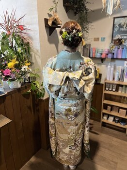 ヘアーサロン プアメリア(Puamelia)の写真/着付けヘアメイクも◎成人式卒業式に！時間外予約も承ります☆特別な日を彩るお手伝い♪