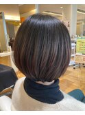 ショートボブ