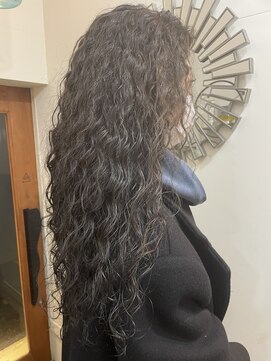 リアイス(Re:ICE) ロングくるくるスパイラルパーマ