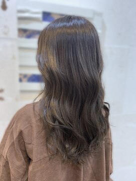 ラフューネ ヨコハマ(Raffune Yokohama) ラベンダーグレージュ / 高橋勇樹