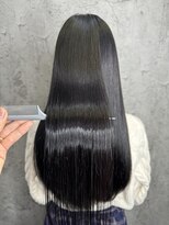 ルーツアイリー 心斎橋(ROOTS IRIE)&nbsp;髪質改善　黒髪ストレート　水素トリートメント　うるつや　暗髪