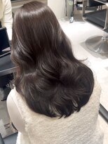 ソヨン 金山店(SOYON)&nbsp;ロングレイヤー/暗髪グレージュ/アッシュグレー/赤み消し