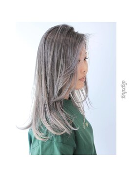 ディグダグ(digxdug.) ホワイトバレイヤージュ