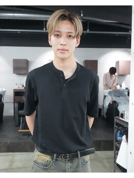 ピア ヤクイン(Pia Yakuin) センターパート　ハイトーン