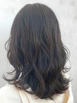 シーズヘア南口店 大人セミディウルフ スイングカール