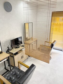 個室感覚で周りを気にせずゆったりサロンTimeを楽しめる☆1人1人丁寧に対応してくれるから相談もしやすい♪