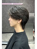 スライバイリアオオサカ(Sly By Ria OSAKA)&nbsp;～毛流れセンターパートウルフ～【大阪/梅田】