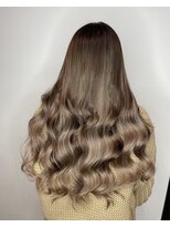 ラピス 横浜(Lapis) ミルクティーベージュシールエクステハイライトブリーチカラー