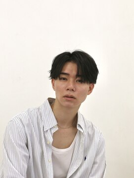 ヒップスリンク(Hip's Lnk) 韓国マッシュシースルーセンターパートワックスなしダウンパーマ