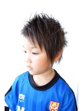 ムーブ&ラボール アシンメトリーのキッズ カット