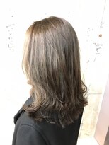 オッソ(OSSO)&nbsp;ナチュラルミディアム_毛先パーマことりベージュ