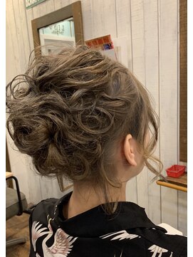 リノ(Lino) 成人式ヘアセット