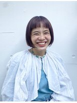 ビュートリアム 七里ヶ浜(BEAUTRIUM)&nbsp;オン眉のくすみピンクミニボブ