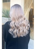 タイドヘア 茨木店(TIDE HAIR)&nbsp;シルバーホワイト_シャドールーツカラー