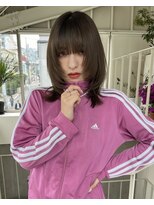 アクアオモテサンドウ(ACQUA omotesando)&nbsp;△ブリーチカラーオリーブベージュウルフカットレイヤーカット