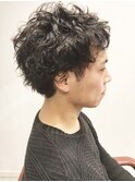 スタンダードなメンズパーマスタイル