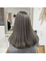 ヘアメイク アンフィ(amphi)&nbsp;透け感グレージュ／ワンカールver.