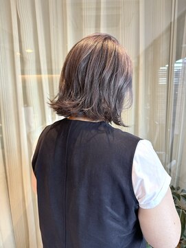 アミリアバイザザ(amiliea by ZA/ZA) バイオレットアッシュ×抜け感外ハネボブ