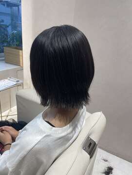 エムサロン ルームス(emusalon Room's) 【Rina】ボブレイヤー