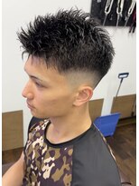 バタクラン(BATACLAN)&nbsp;フェザーアップ/スキンフェード/シェービング/バーバー/メンズ