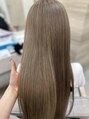ラビス クローバー(Lovis clover) ブリーチで作る柔らかいカラーも是非お任せ下さい♪